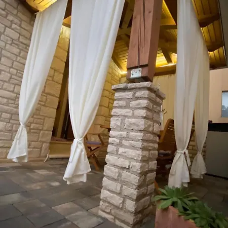 Lovely 1 - Bedroom Lena Vantacici