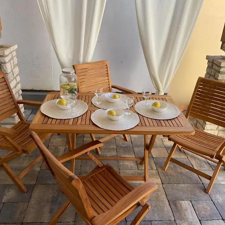 شقة Lovely 1 - Bedroom Lena *