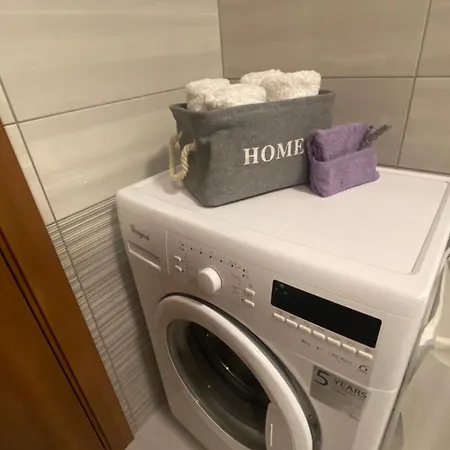 Lovely 1 - Bedroom Lena Appartement *