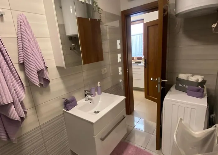 Lovely 1 - Bedroom Lena فانتاسيسي